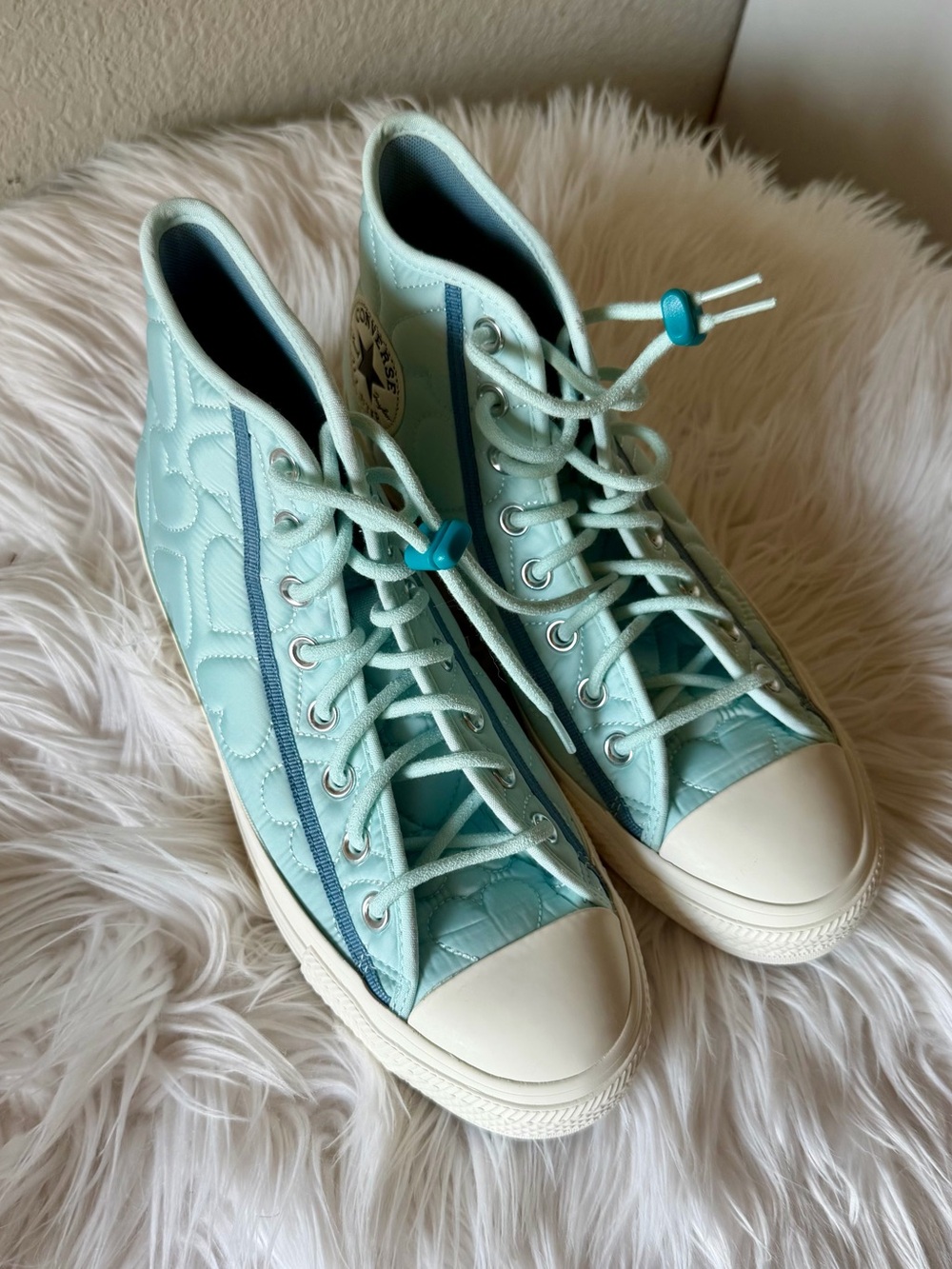 Converse Chuck Taylor Blue All Star Lift High Top Heart Quilt Sneakers - Picture 3 of 6